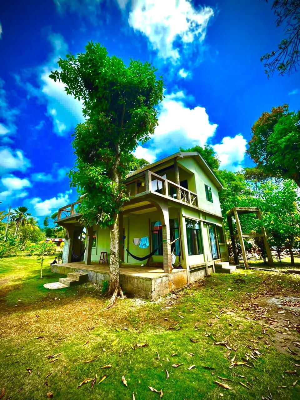 Guesthouse Island Escape South End المظهر الخارجي الصورة