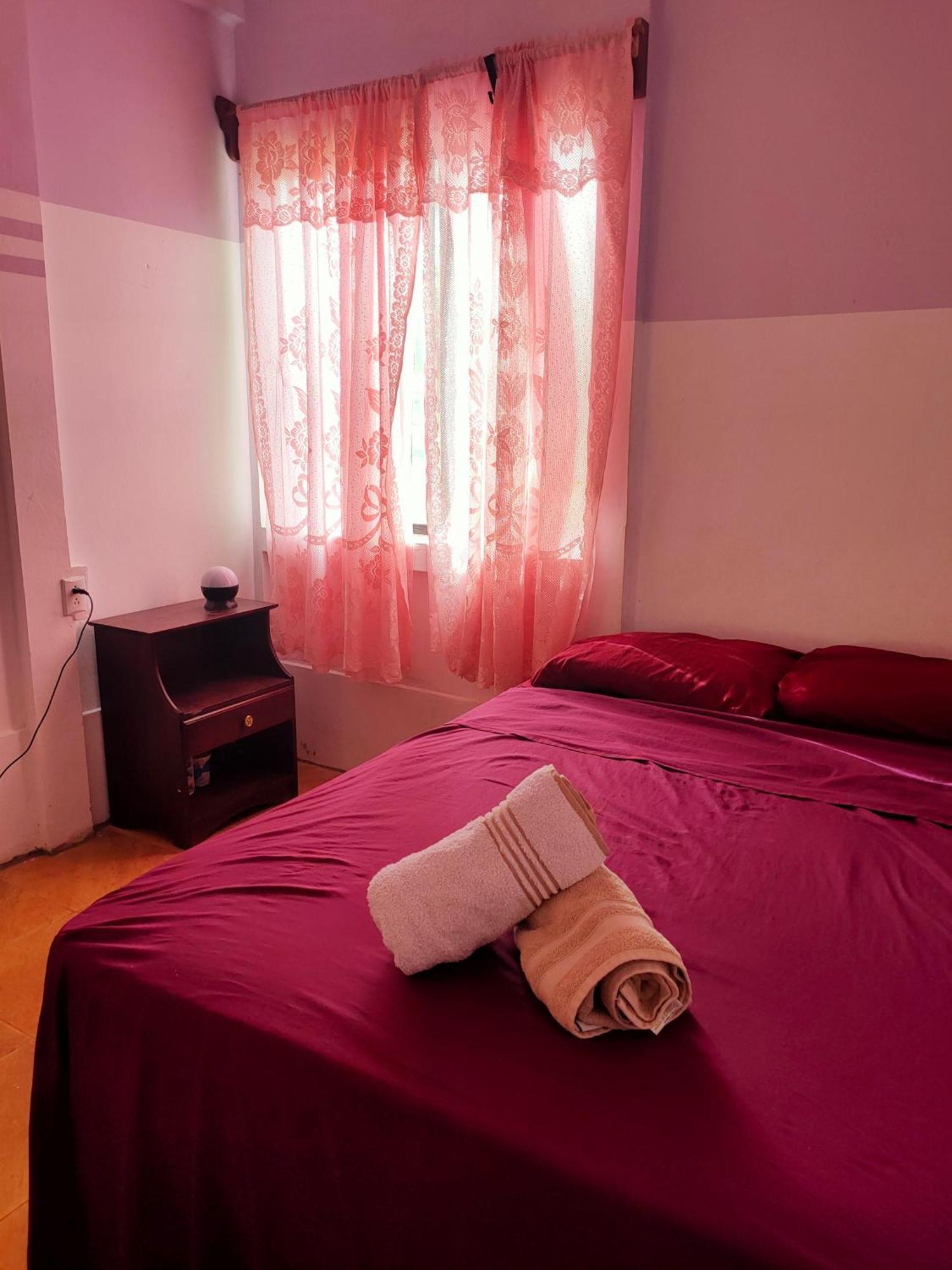 Guesthouse Island Escape South End الغرفة الصورة